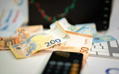 Errores financieros que impiden construir estabilidad económica a largo plazo