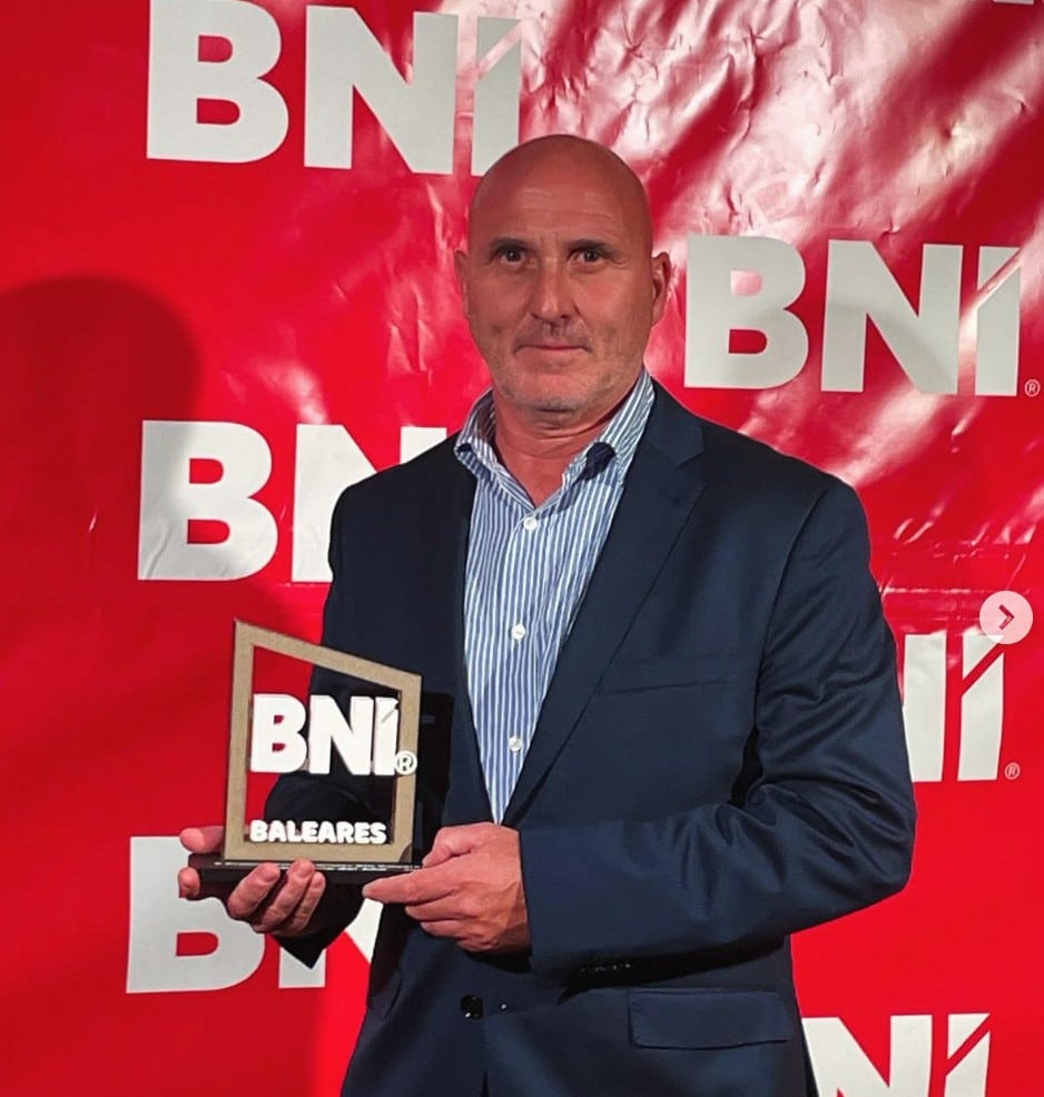 Premio BNI a Pepe Baeza